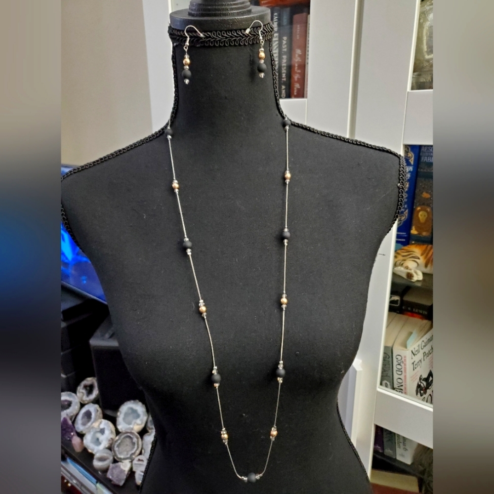 Beaded Necklace with Matching Earrings